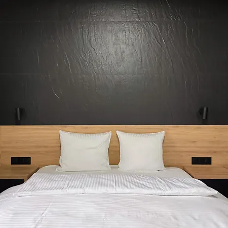 Nomirent - Kepa Mieszczanska * فروتسواف